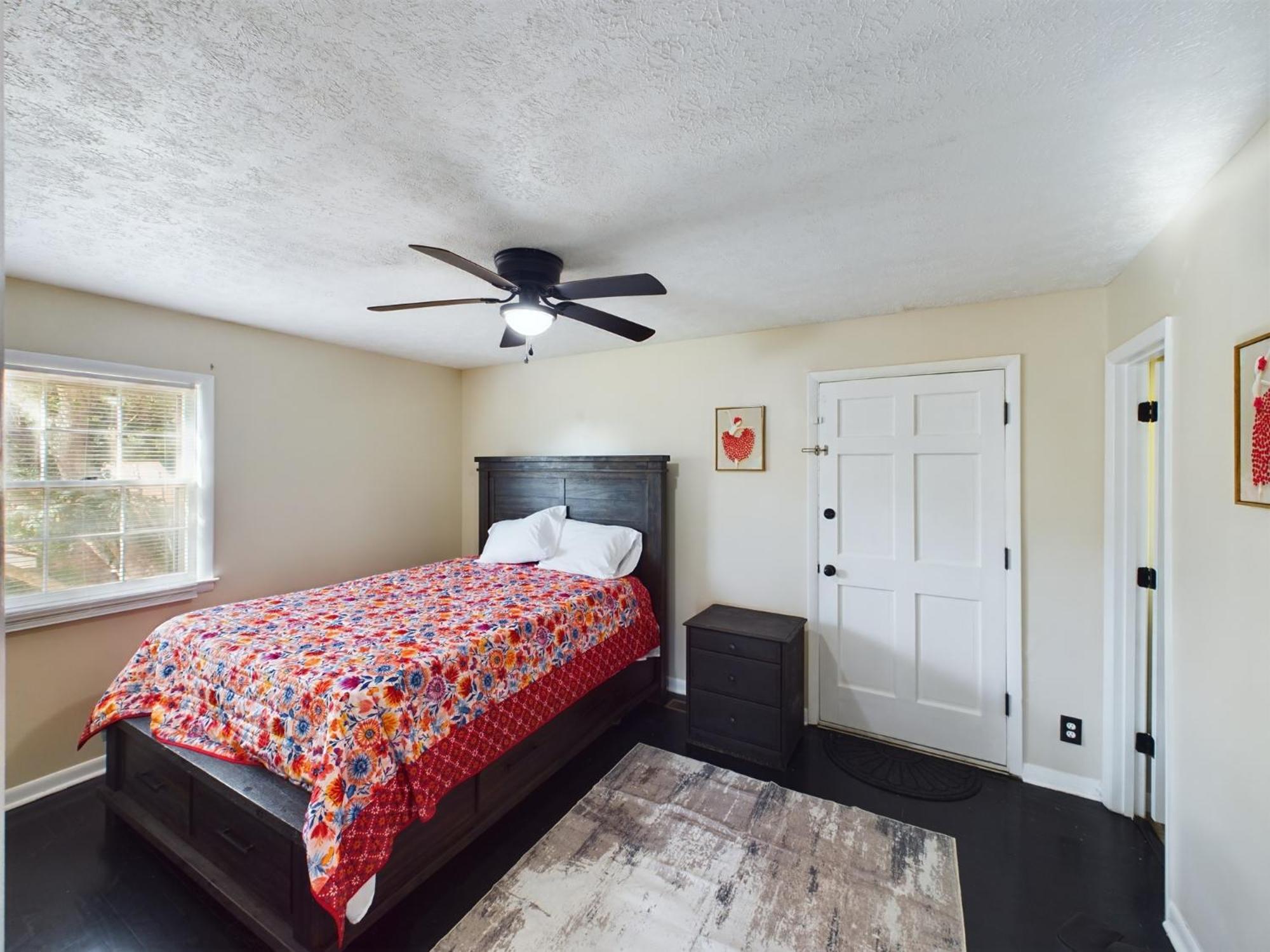 Pine Forest Zen Cottage - 10 Min To Fort Bragg Fayetteville Luaran gambar